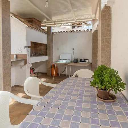Tatil Evi Stunning In With Private Swimming Pool, Be Inside Or Outside Segotici